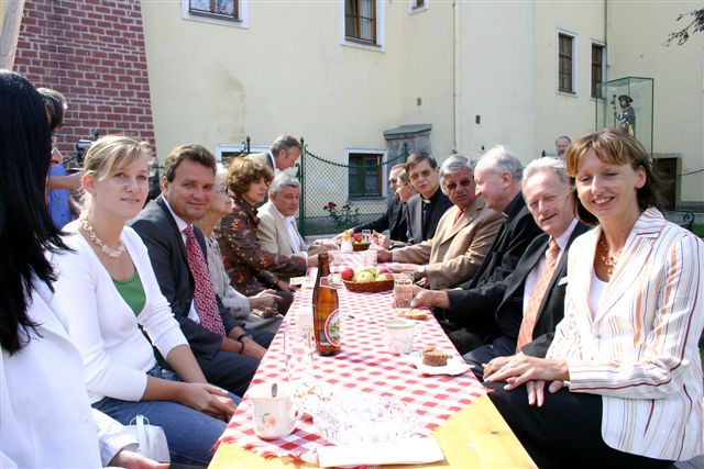 Kardinal Jaworski in Purkersdorf